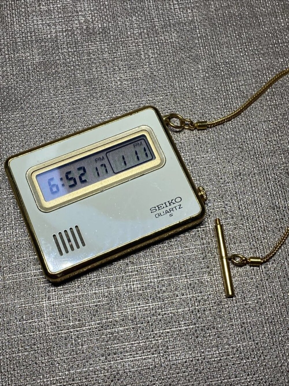 Vintage Seiko Quartz 7412-803C Digital Pocket Watch Alarm Light WORKING 1979 Jap - Picture 2 of 11